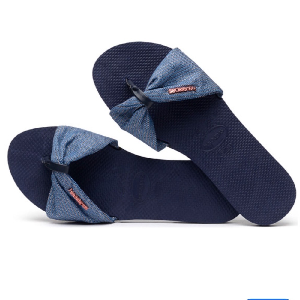 Havaianas Navy Sandals with Bow Accent